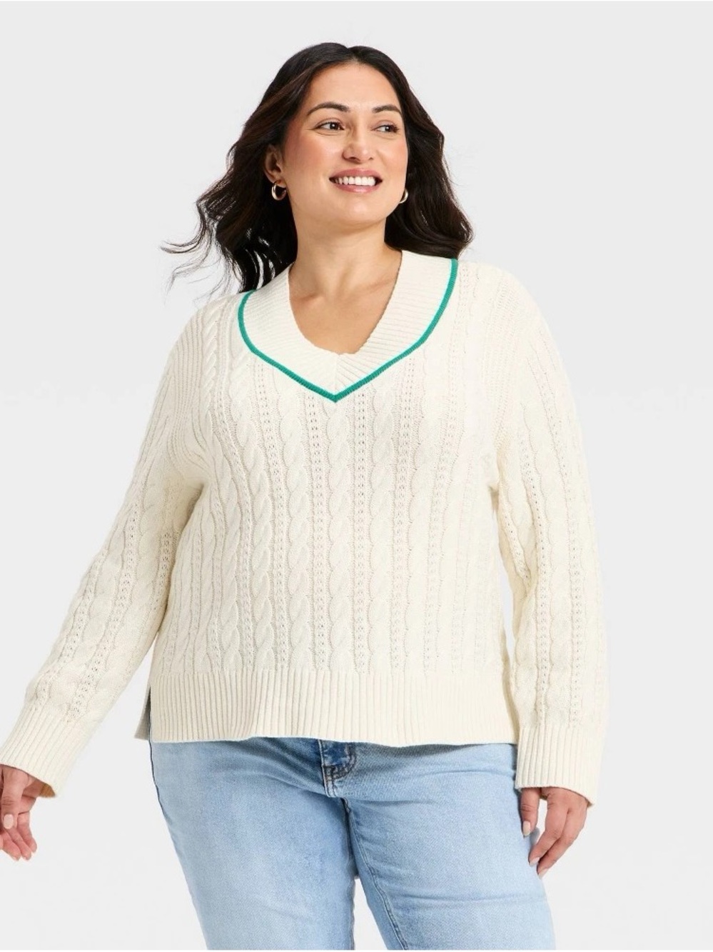 Ava & Viv Cream Cable-Knit V-Neck Sweater with Green Trim b206